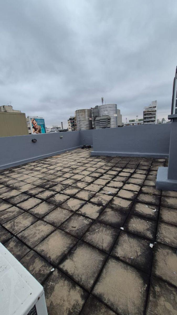 2044697634